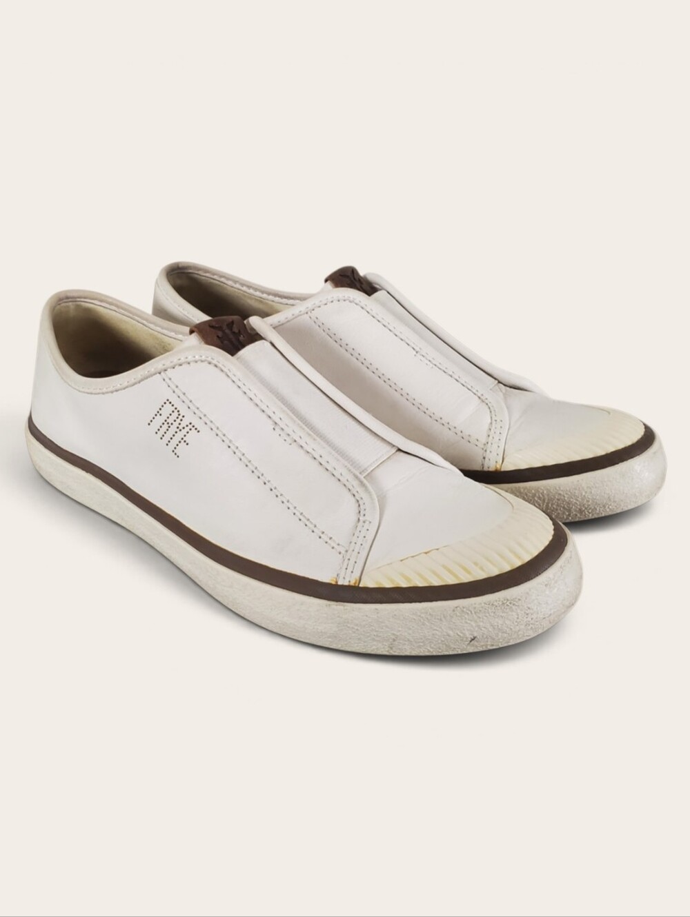 Frye Claudia Slip On Sneakers White Leather Shoes Size 8.5